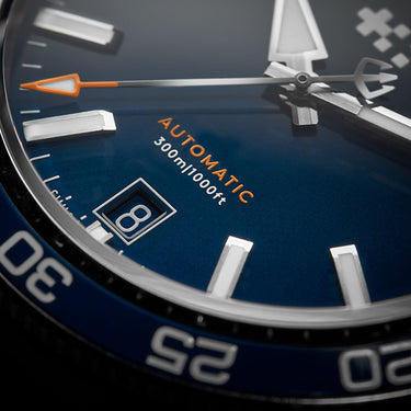Christopher Ward C60 Trident Pro 300 - Blue - Bader bracelet - Image
