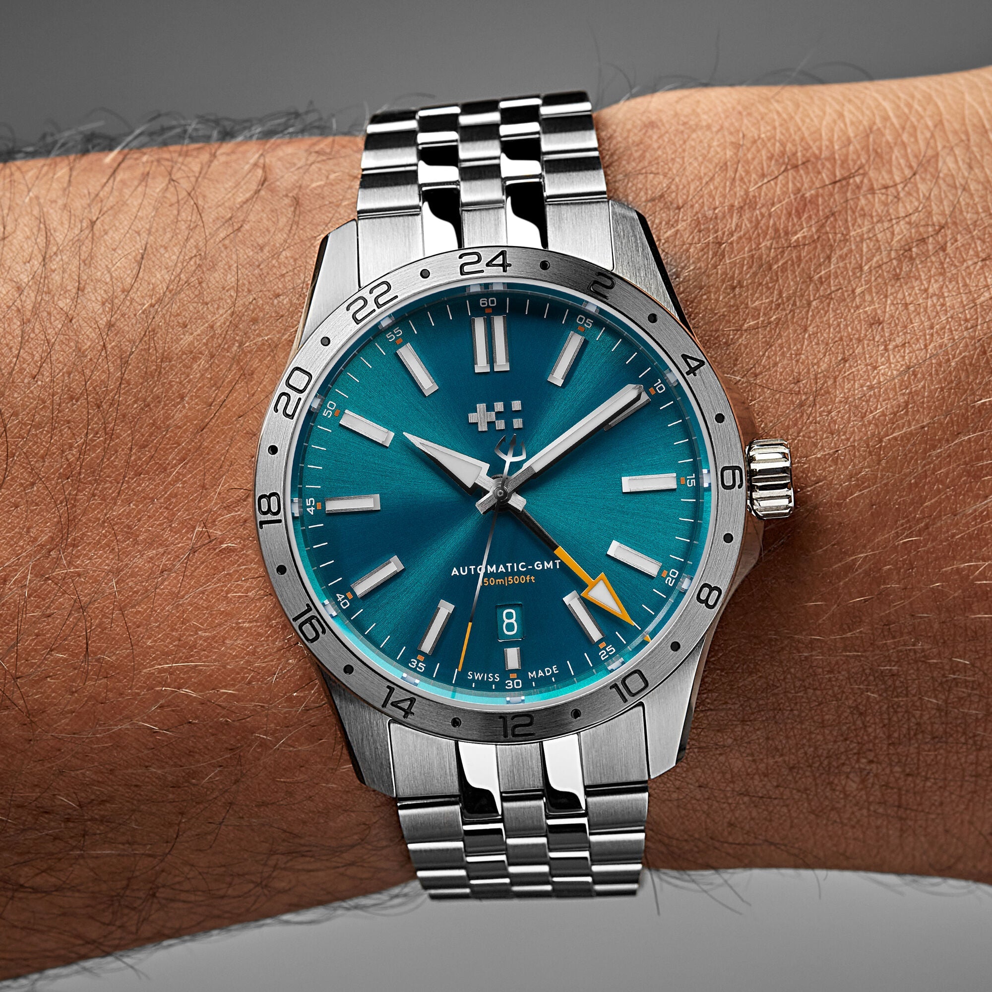 Christopher Ward C63 Sealander GMT - Dragonfly Blue - Consort bracelet - Image