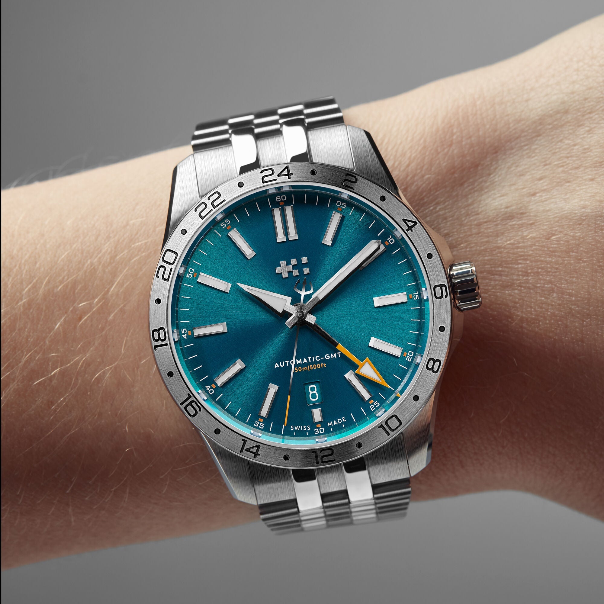 Christopher Ward C63 Sealander GMT - Dragonfly Blue - Consort bracelet - Image