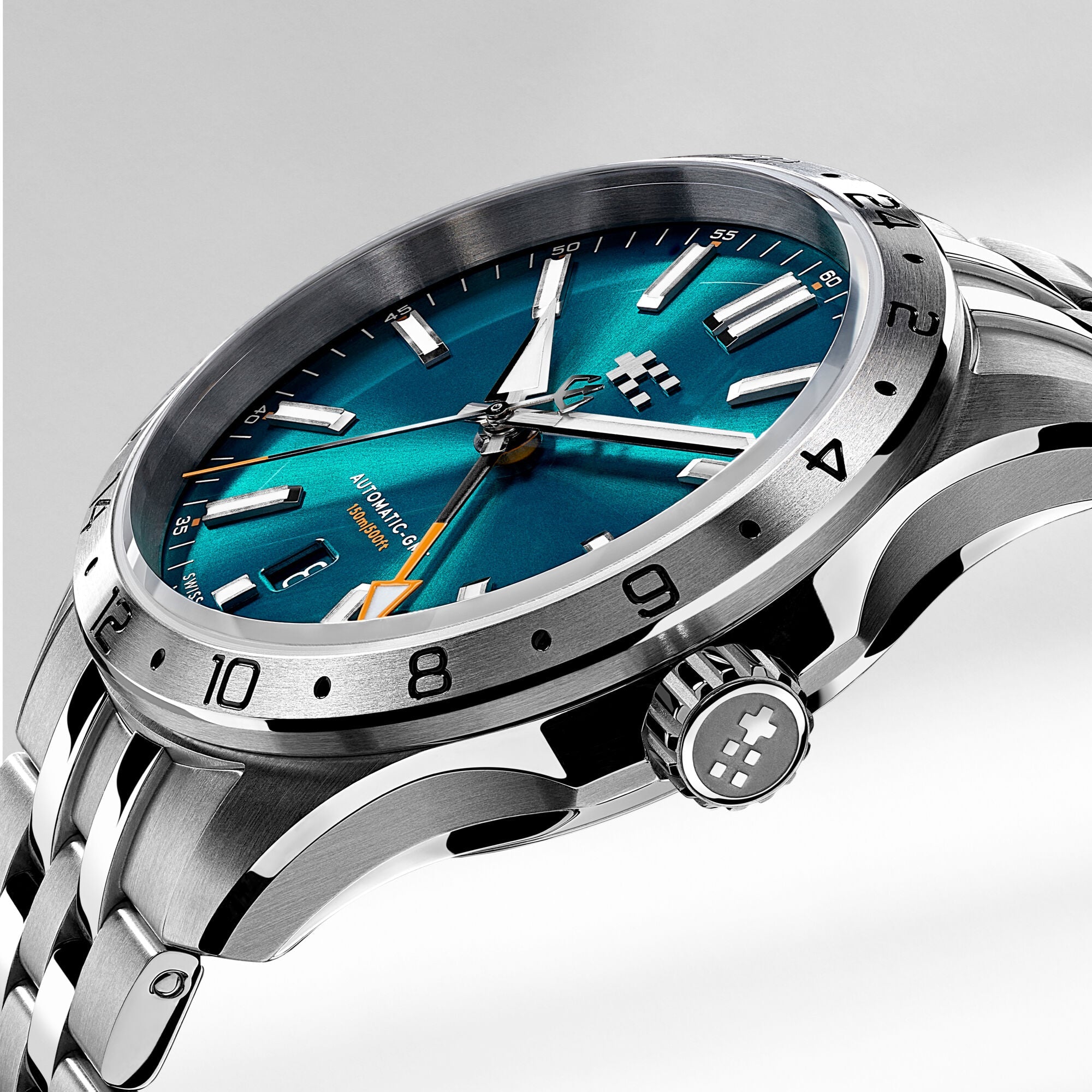 Christopher Ward C63 Sealander GMT - Dragonfly Blue - Consort bracelet - Image