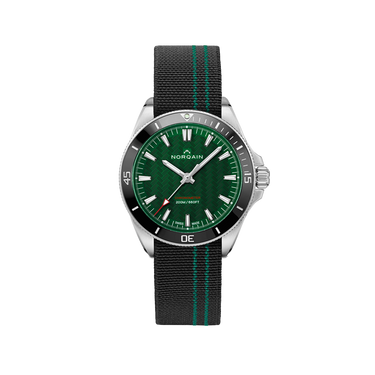 NORQAIN Adventure NEVEREST Green 40mm - Black & Green Flex Fabric Strap