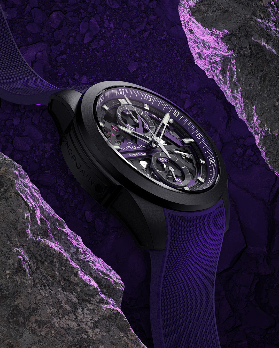 Independence Skeleton Chrono 42mm Titanium Limited Edition Right